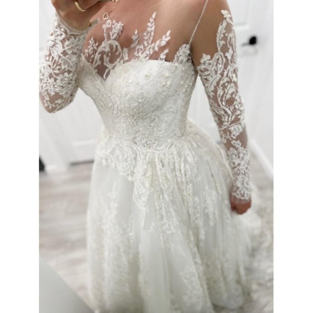 Zuhair Murad Christina Neck Bodice Gown S18 Wedding Dress US:8 - Picture 8 of 13